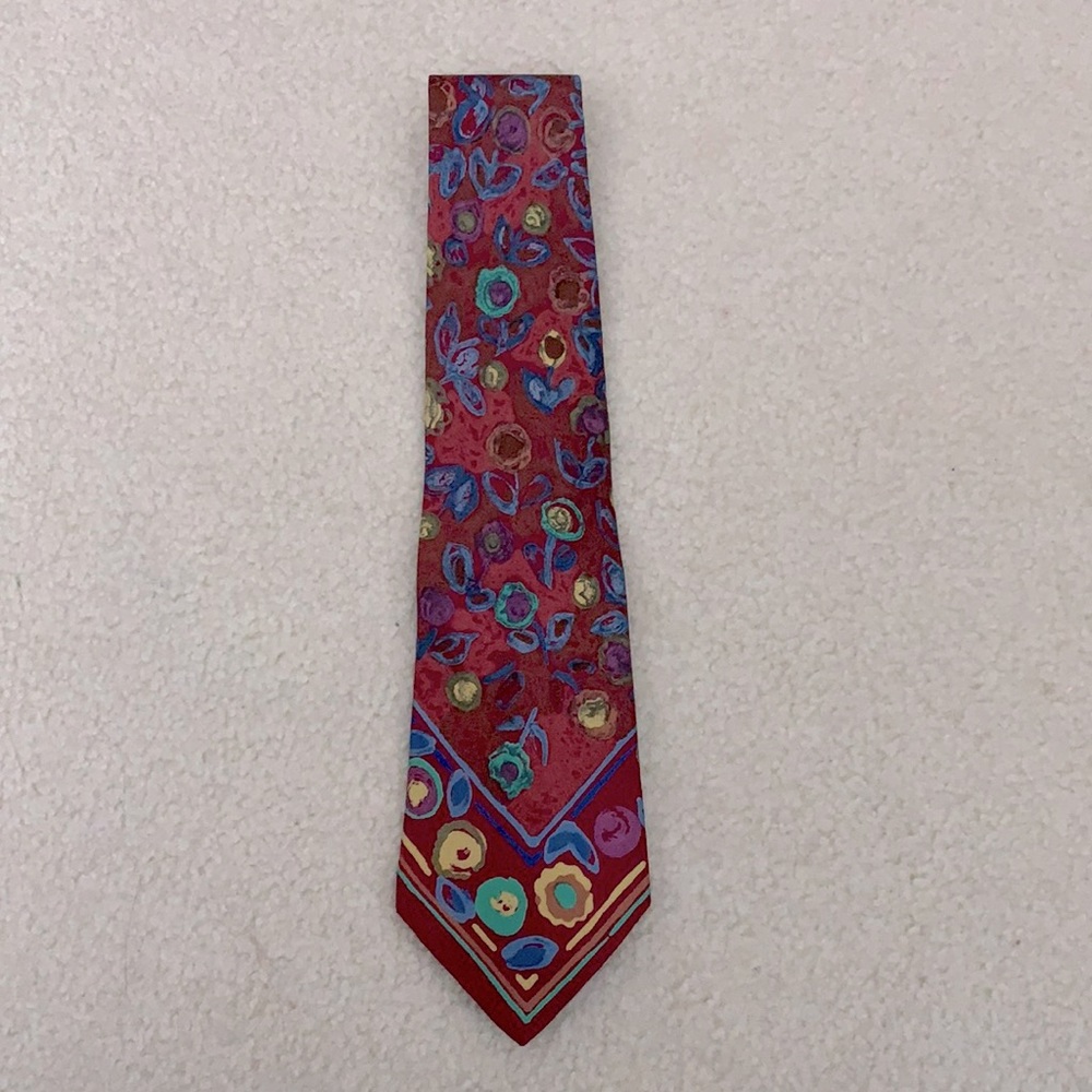 - Leonard Paris Tie